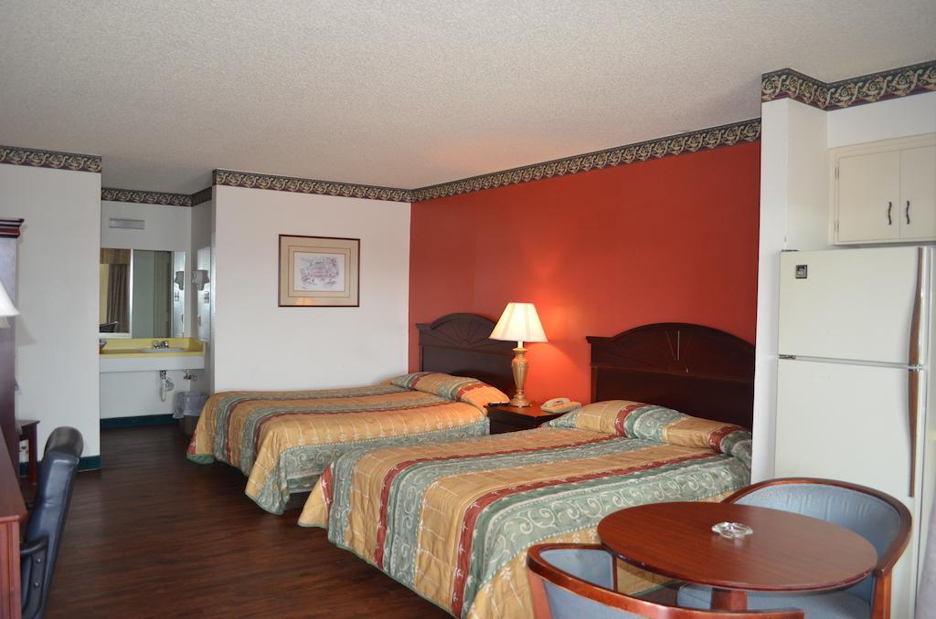 Granbury Inn And Suites Bilik gambar